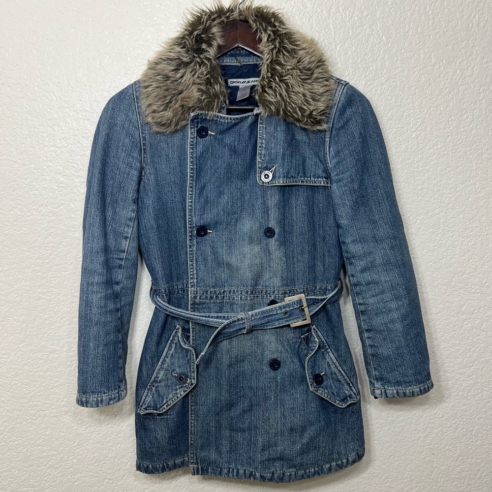 Y2K DKNY Denim Jean Jacket Faux Fur Collar Belted Trench Style Size 6